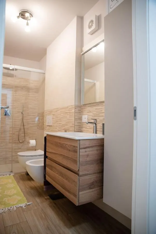 Lovely Bright Apartment In Barzio Center 0*,  Italia
